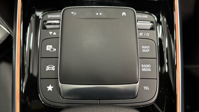 Mercedes-Benz GLB 200 AMG Line Premium Plus 5dr 7G-Tronic Petrol Estate